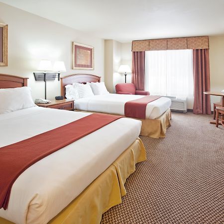 Holiday Inn Express Hotel & Suites Cedar City By Ihg Ruang foto