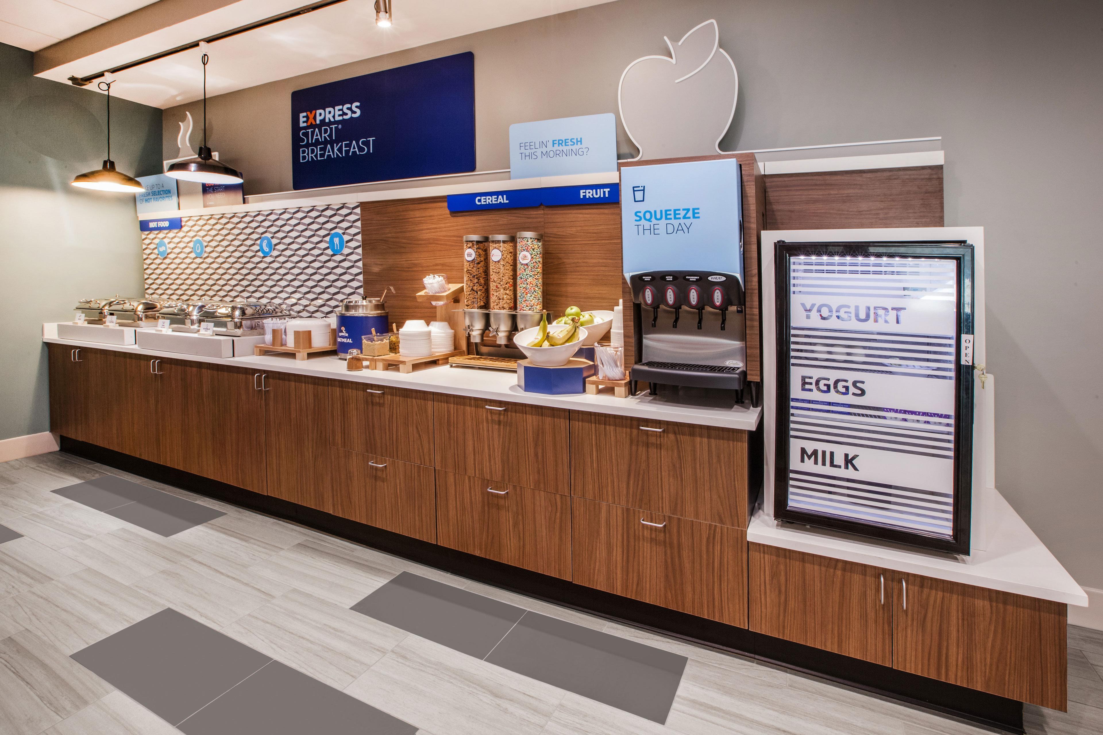 Holiday Inn Express Hotel & Suites Cedar City By Ihg Bagian luar foto