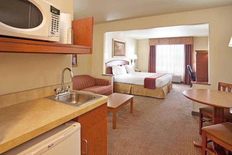 Holiday Inn Express Hotel & Suites Cedar City By Ihg Bagian luar foto
